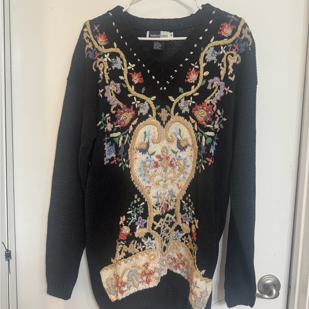 Black Floral Embroidered Vintage 80s/90s Sweater
